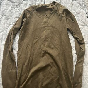 Lululemon Swiftly Tech